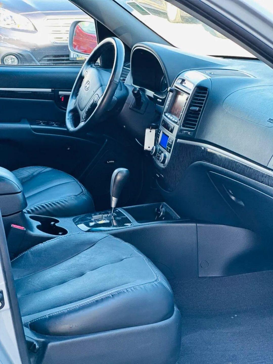 Hyundai Santa Fe  2008