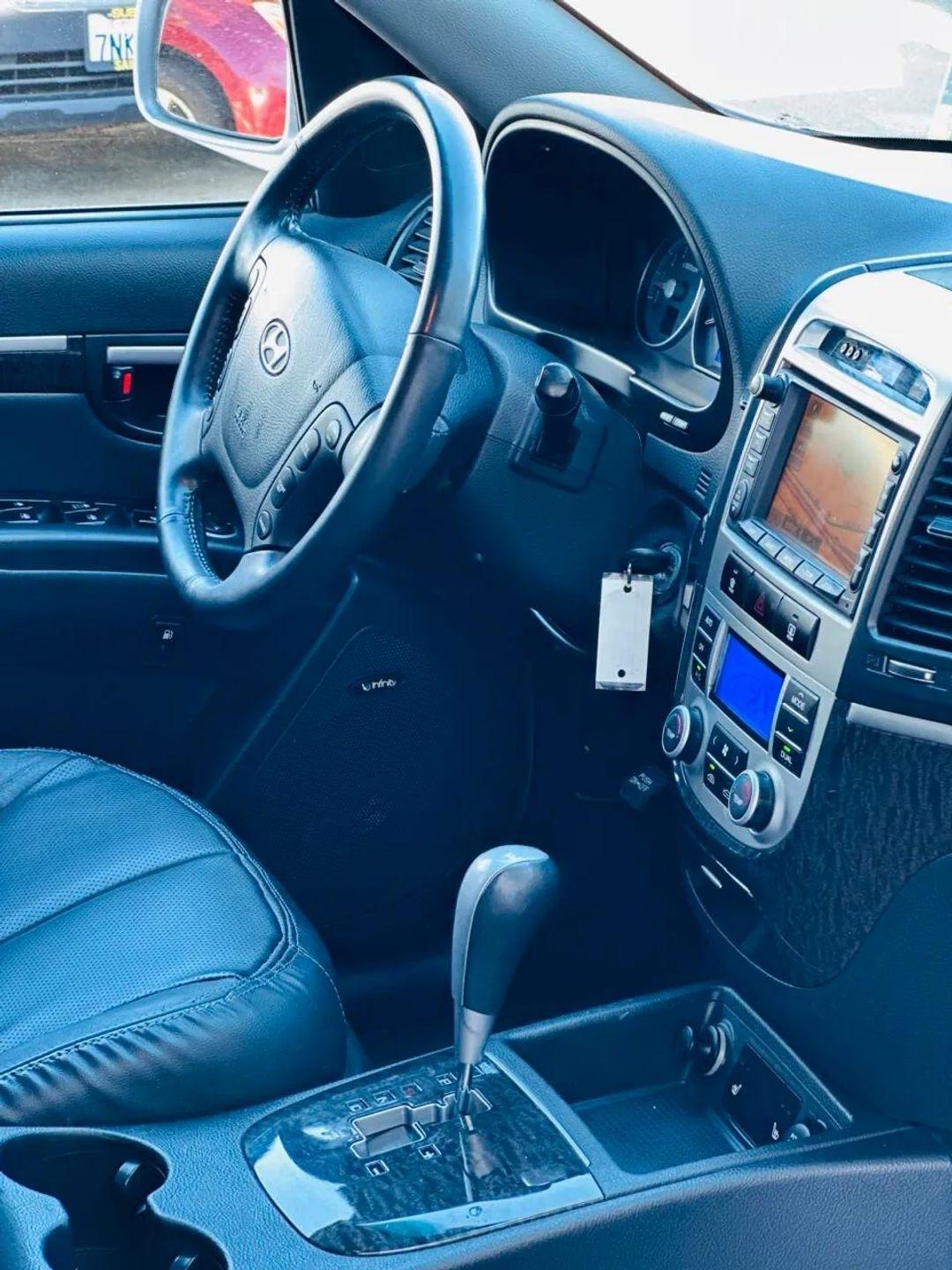 Hyundai Santa Fe  2008