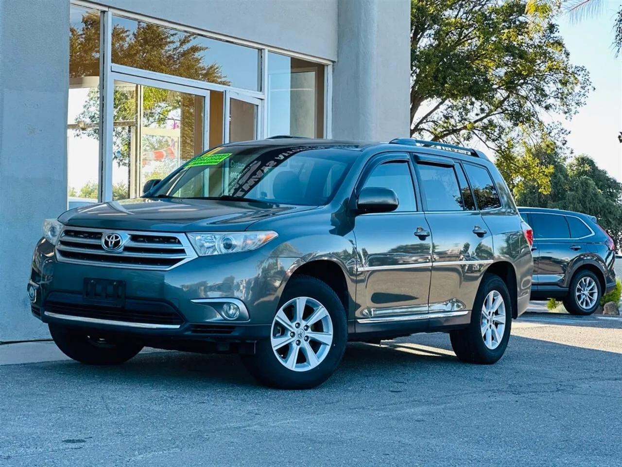 Toyota Highlander  2011
