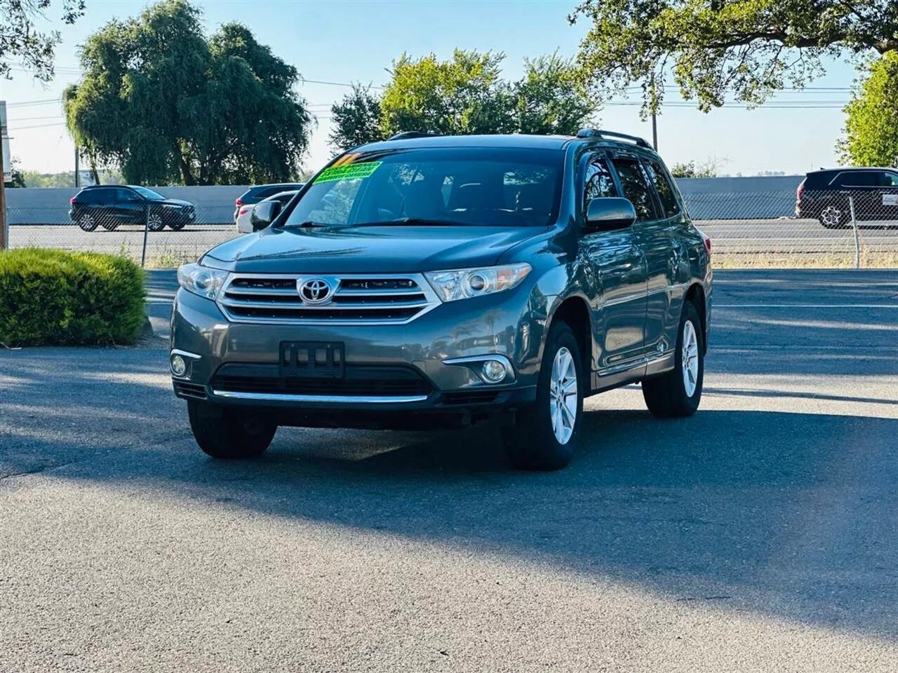 Toyota Highlander  2011