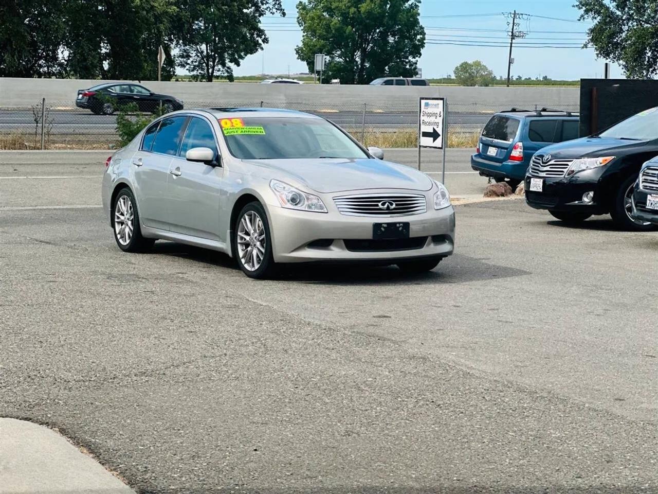 Infiniti G35  2008