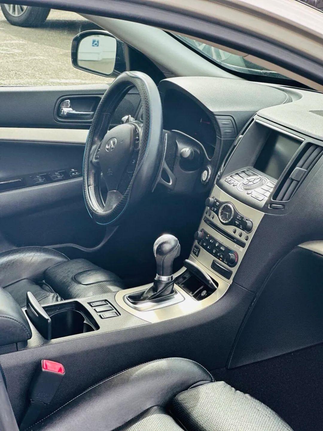 Infiniti G35  2008