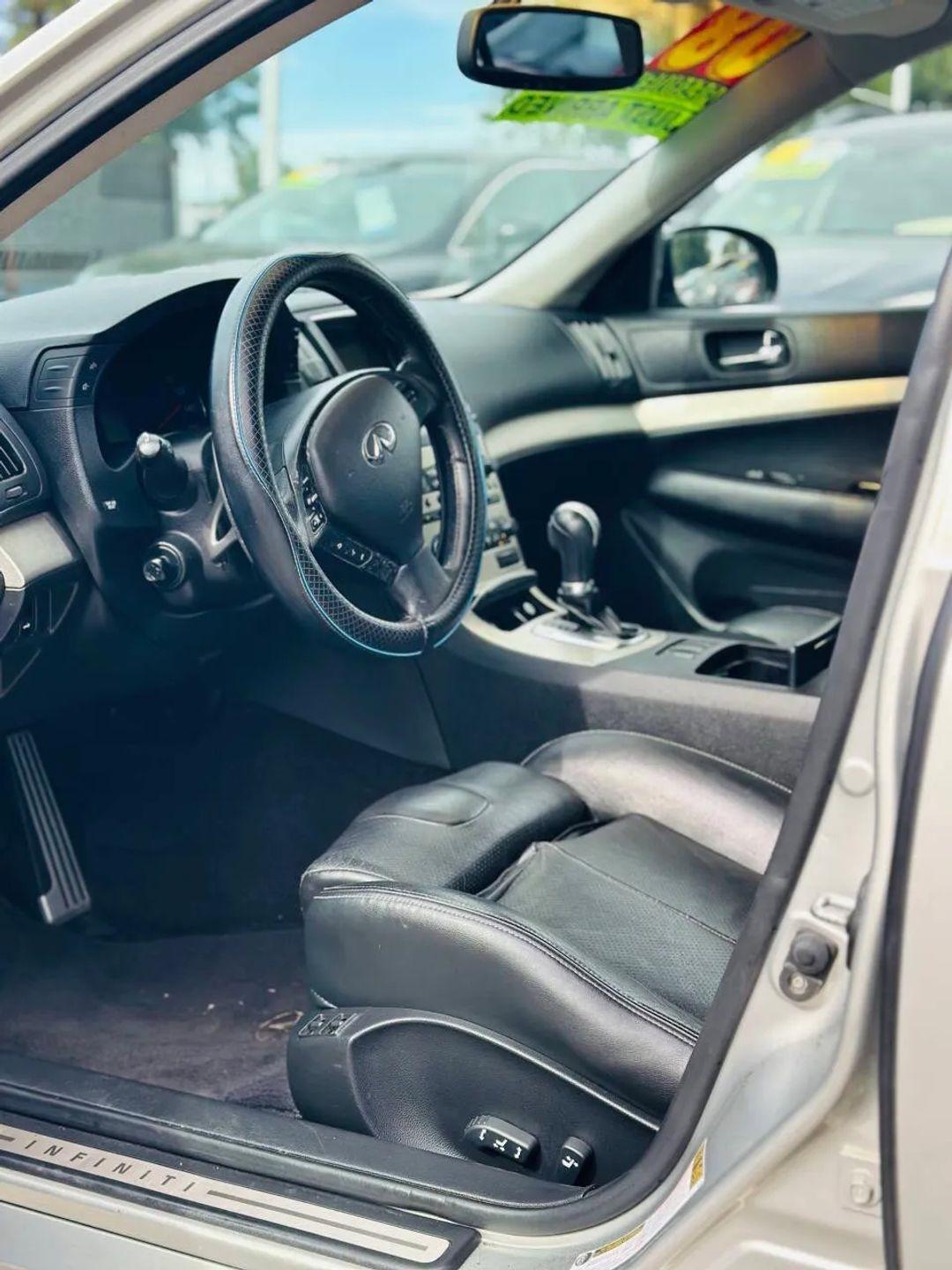Infiniti G35  2008