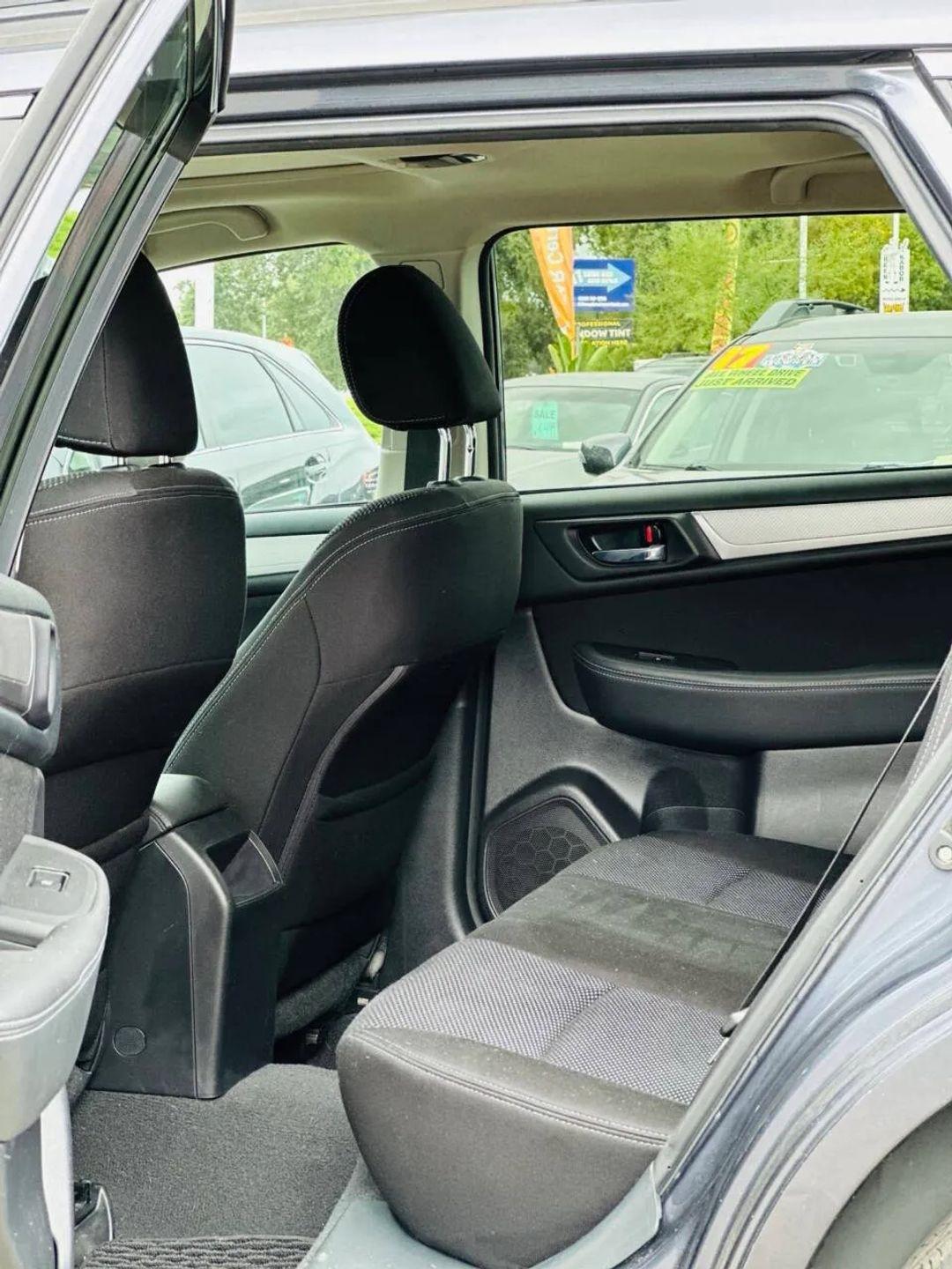 Subaru Outback  2016