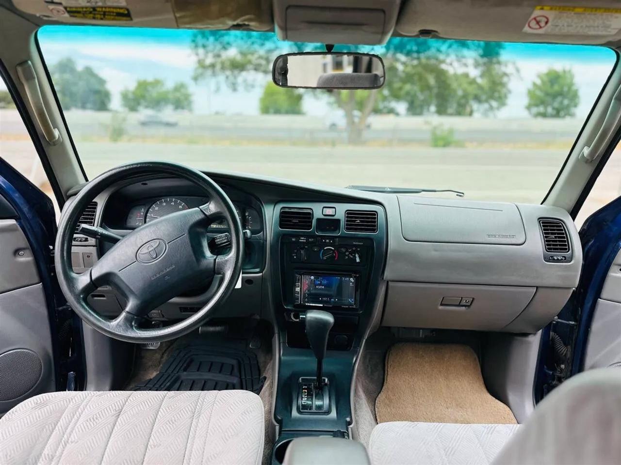 Toyota 4Runner  2002