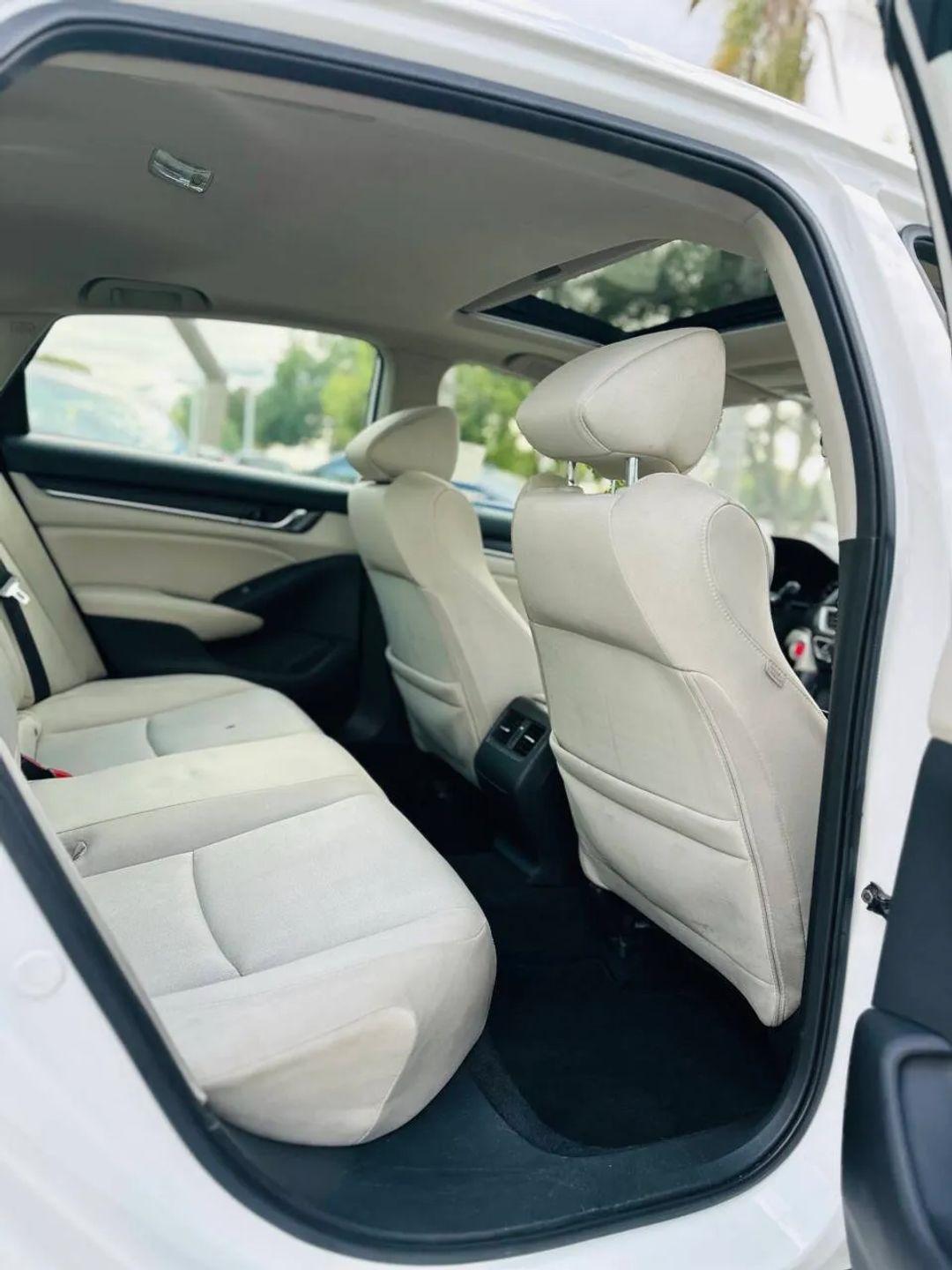 Honda Accord  2019