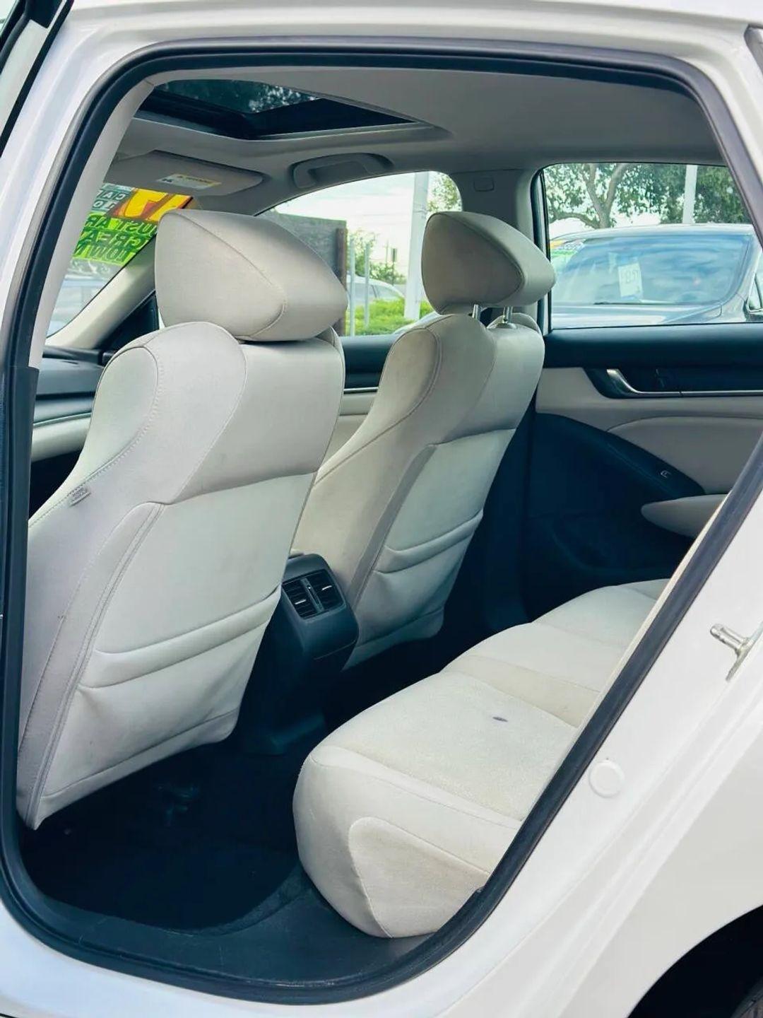 Honda Accord  2019