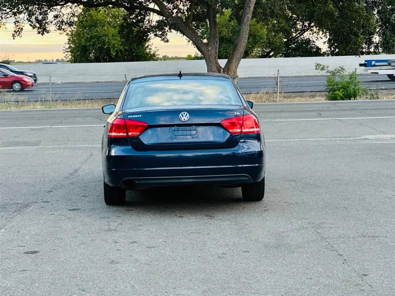 Volkswagen Passat  2015