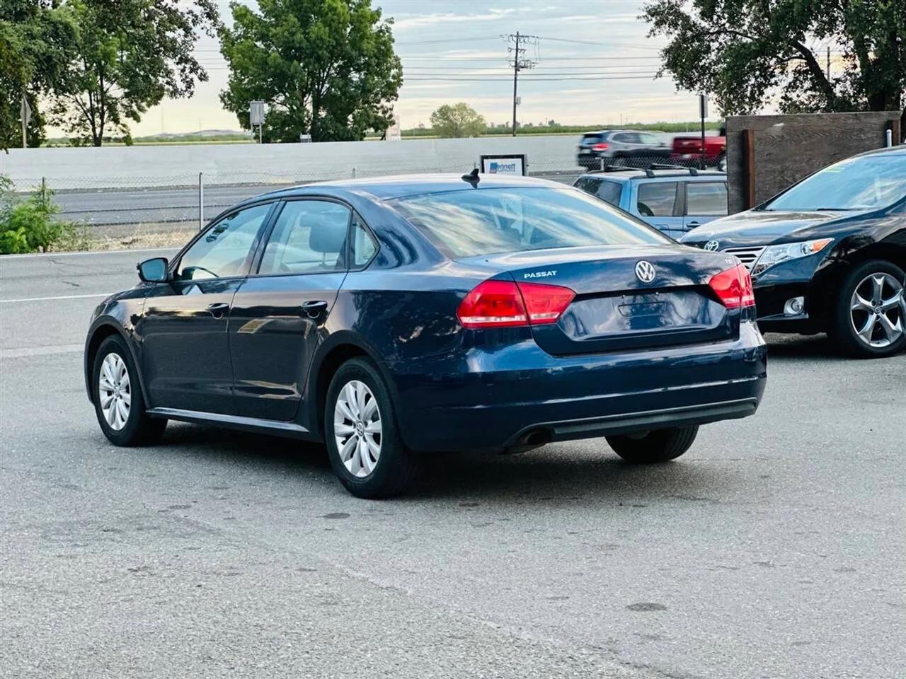 Volkswagen Passat  2015