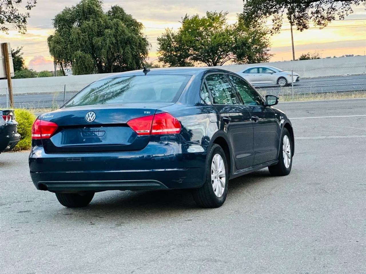Volkswagen Passat  2015