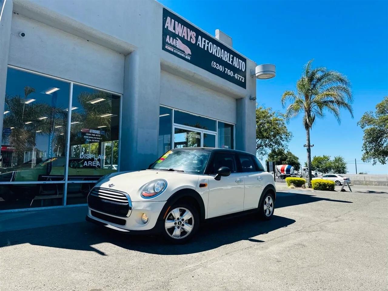 MINI Cooper  2015
