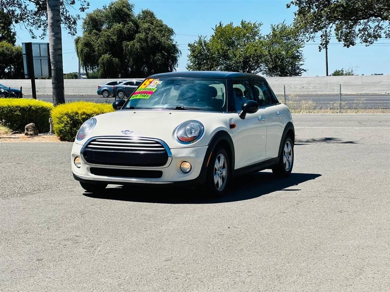 MINI Cooper  2015