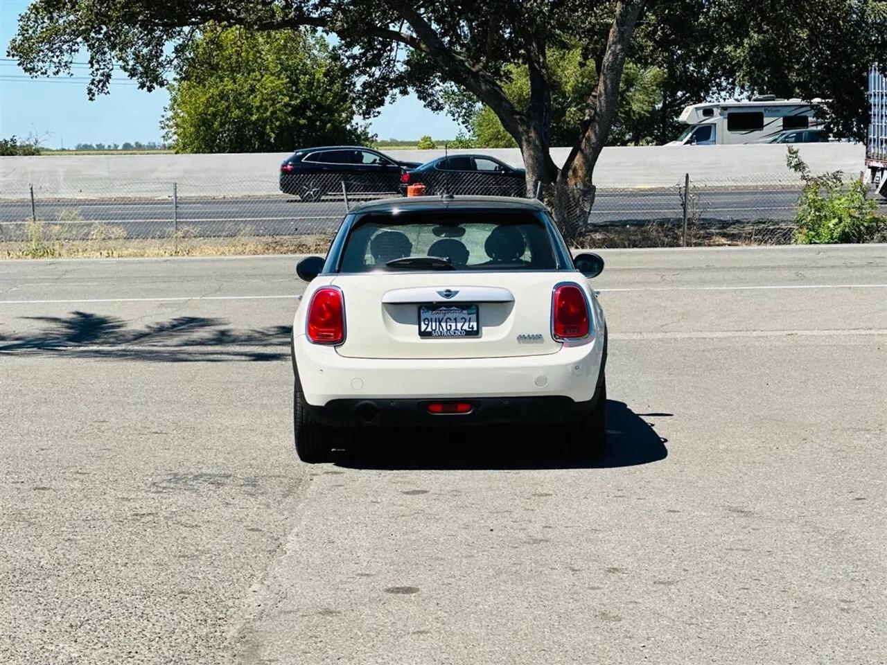 MINI Cooper  2015