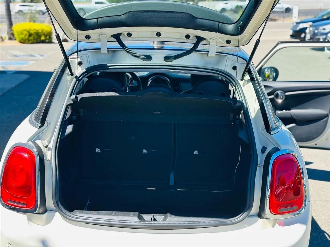 MINI Cooper  2015