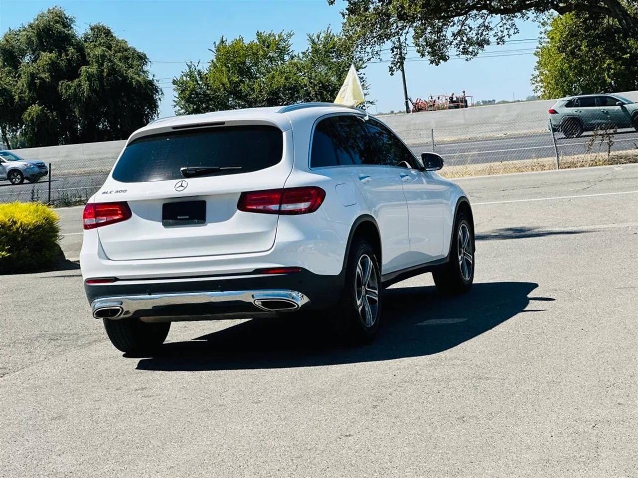 Mercedes-Benz GLC-Class  2018
