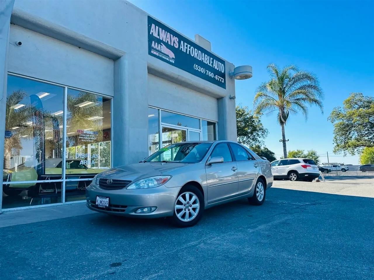 Toyota Camry  2004