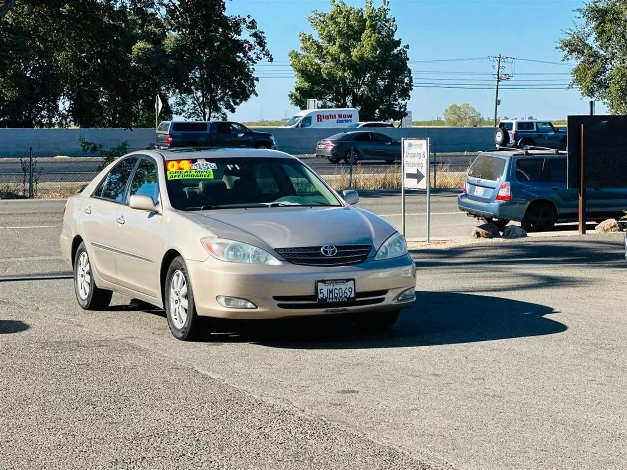 Toyota Camry  2004