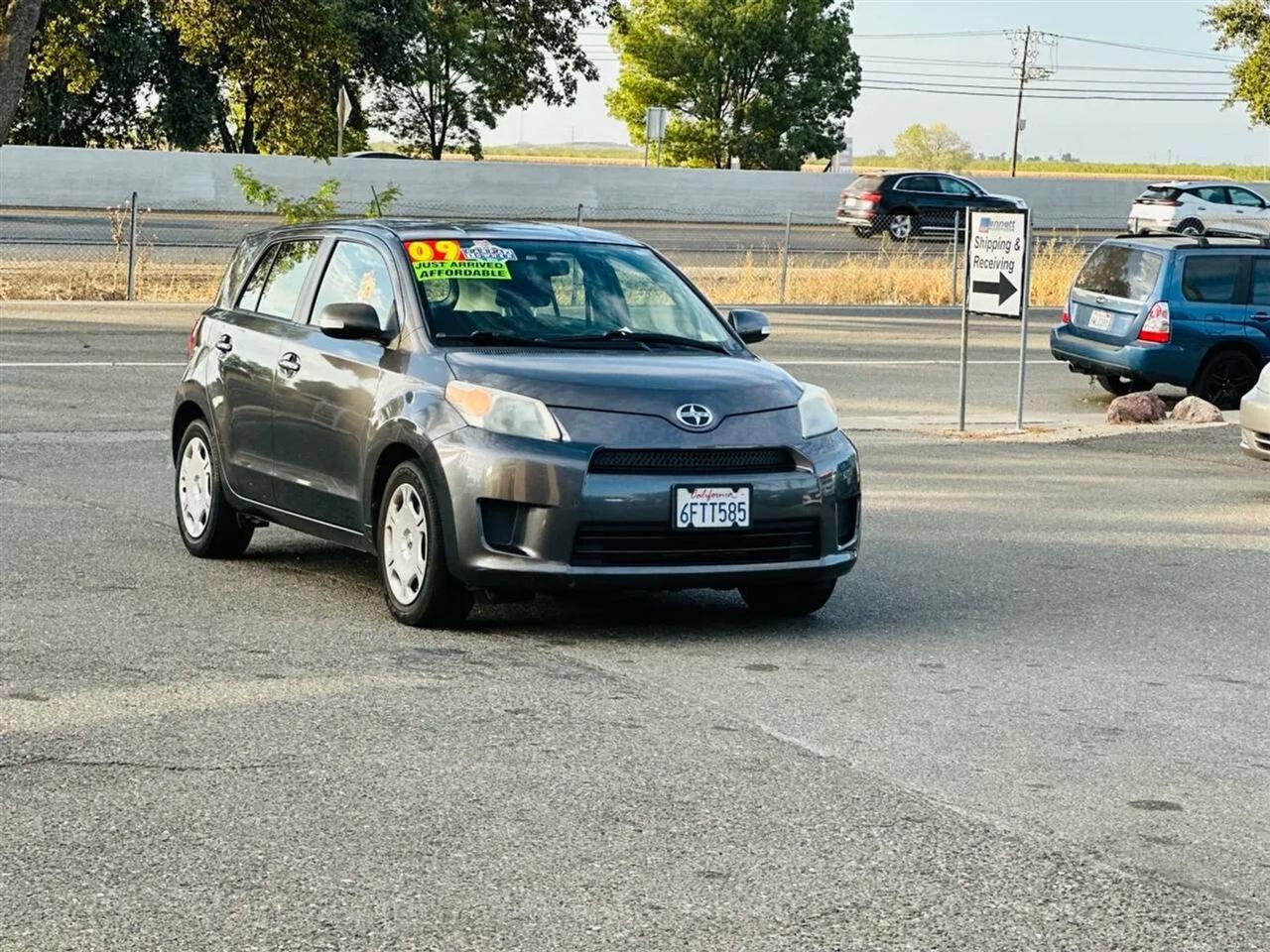 Scion xD  2009