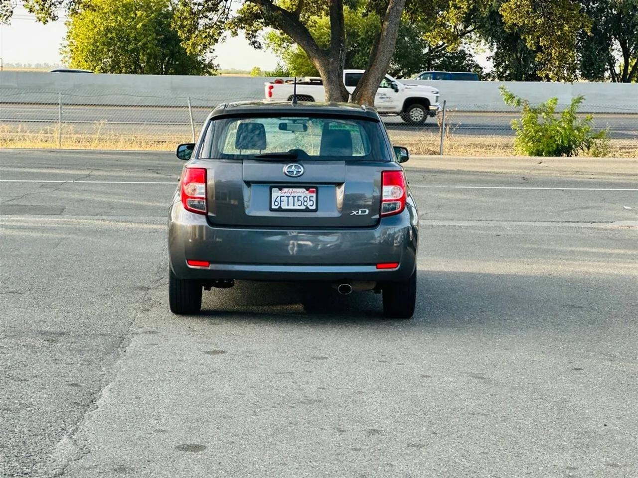 Scion xD  2009