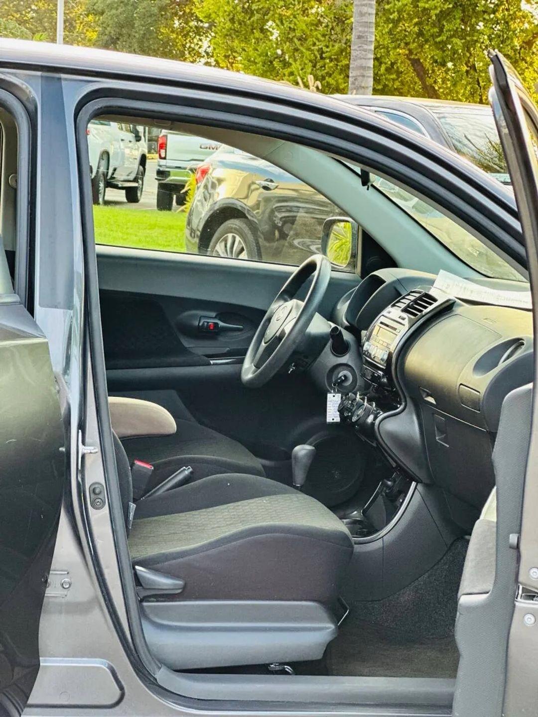 Scion xD  2009