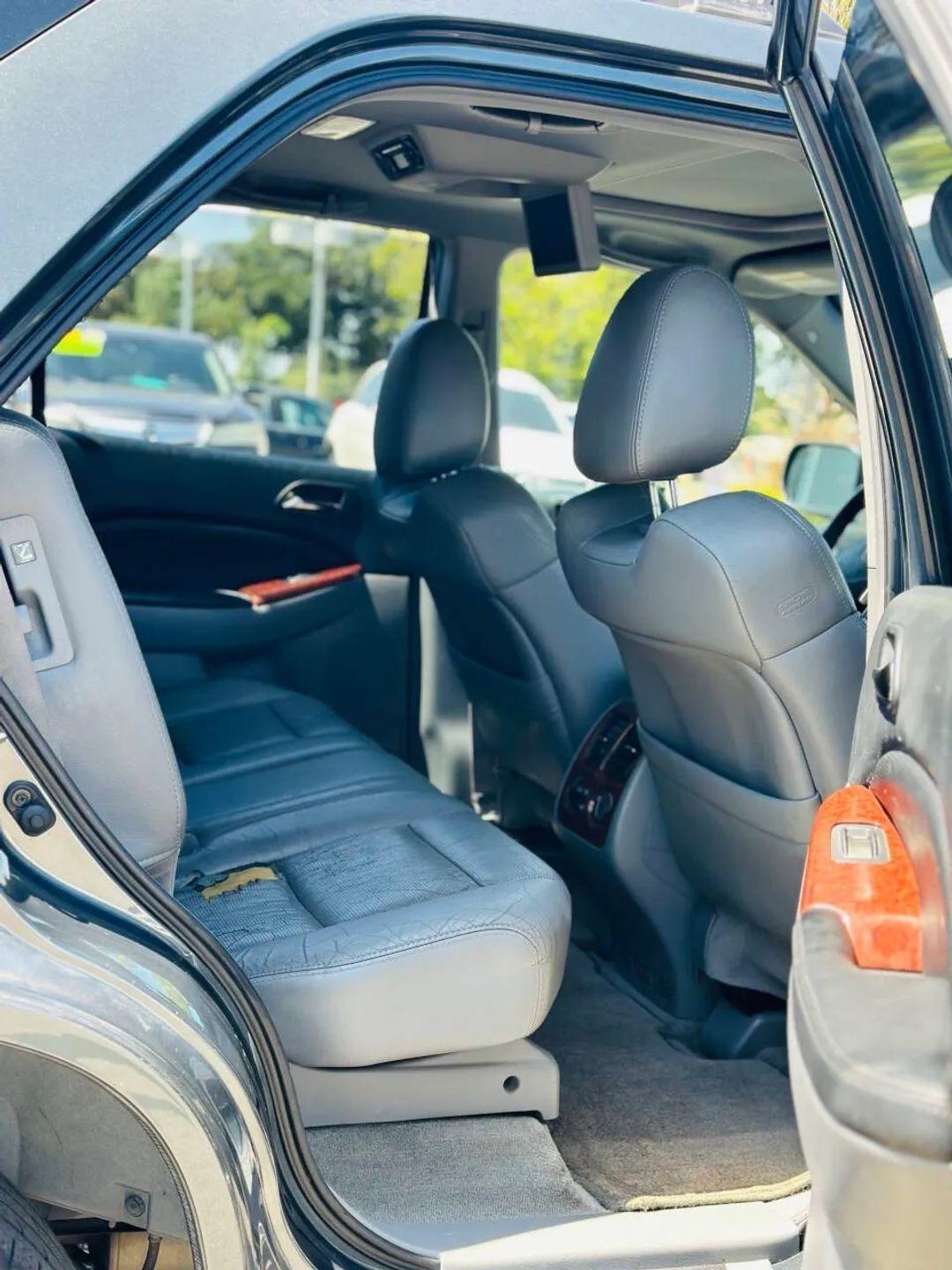 Acura MDX  2005