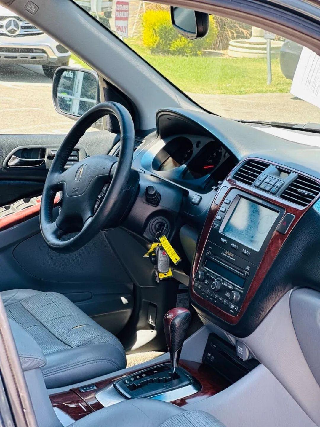 Acura MDX  2005