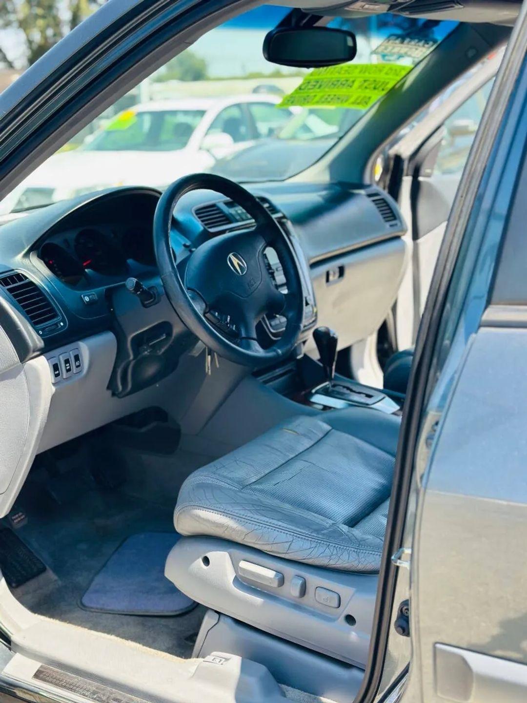 Acura MDX  2005