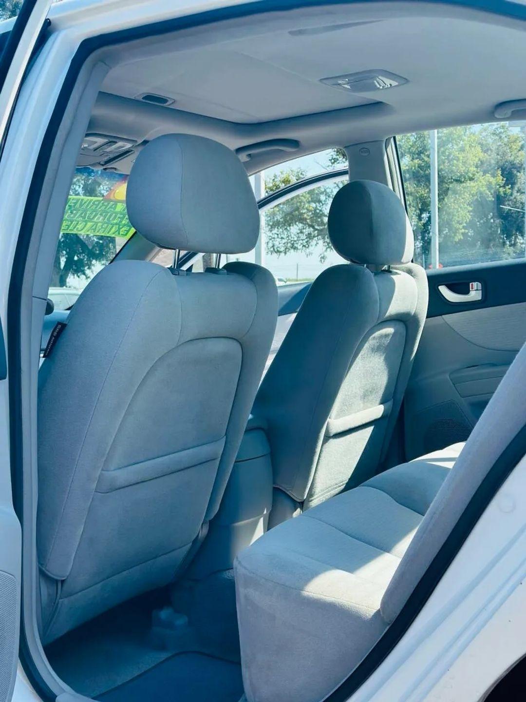 Hyundai Sonata  2008
