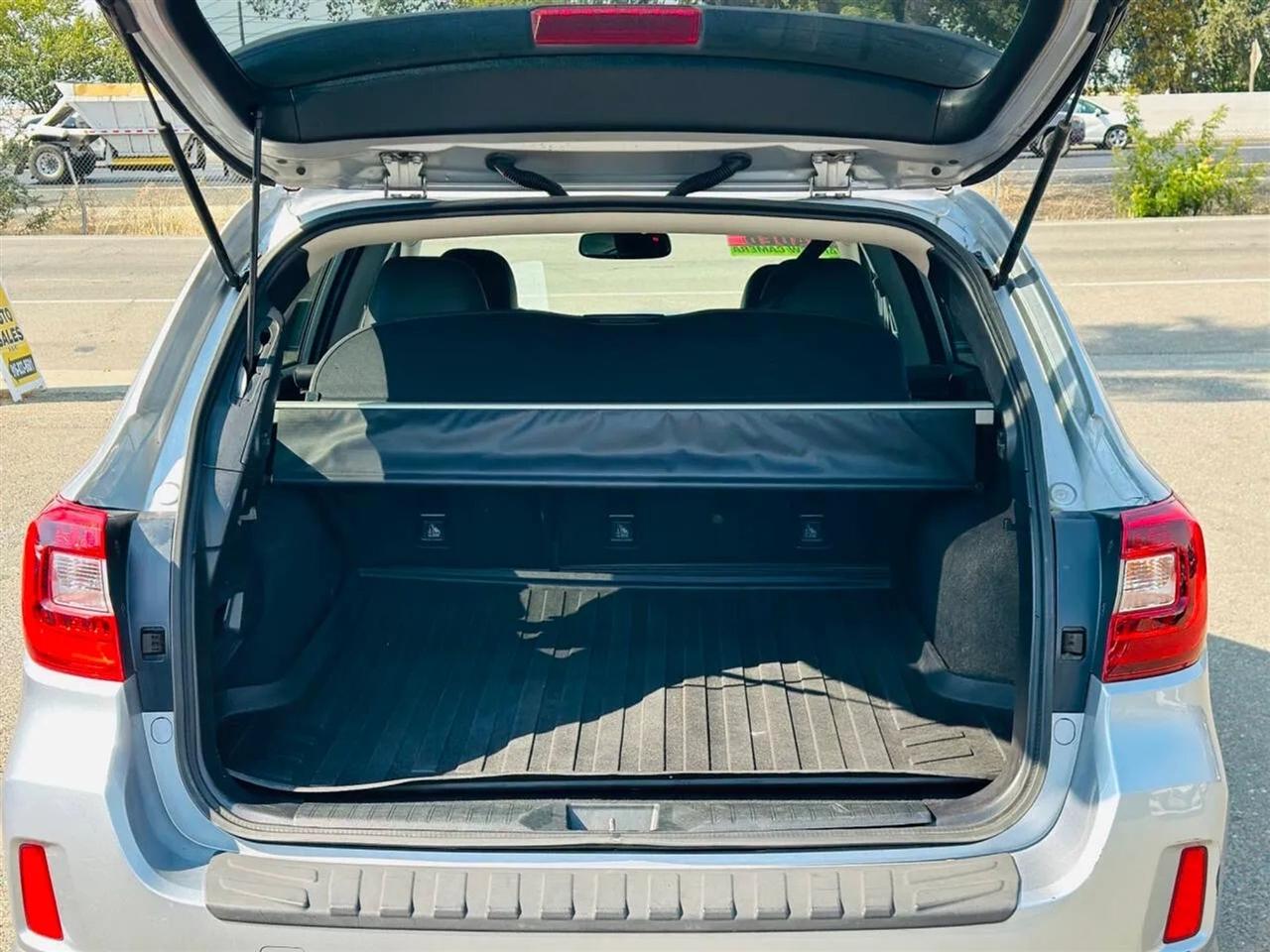 Subaru Outback  2017