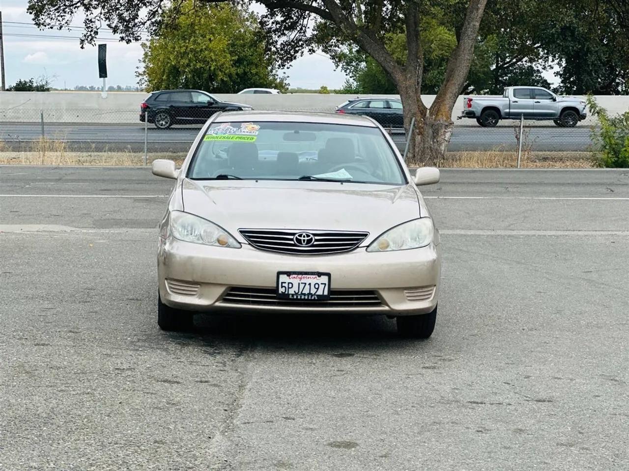 Toyota Camry  2005