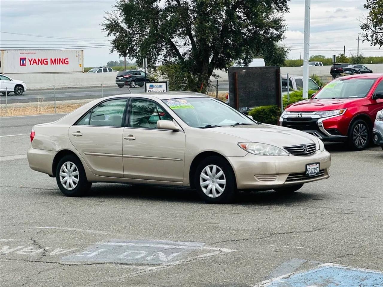 Toyota Camry  2005