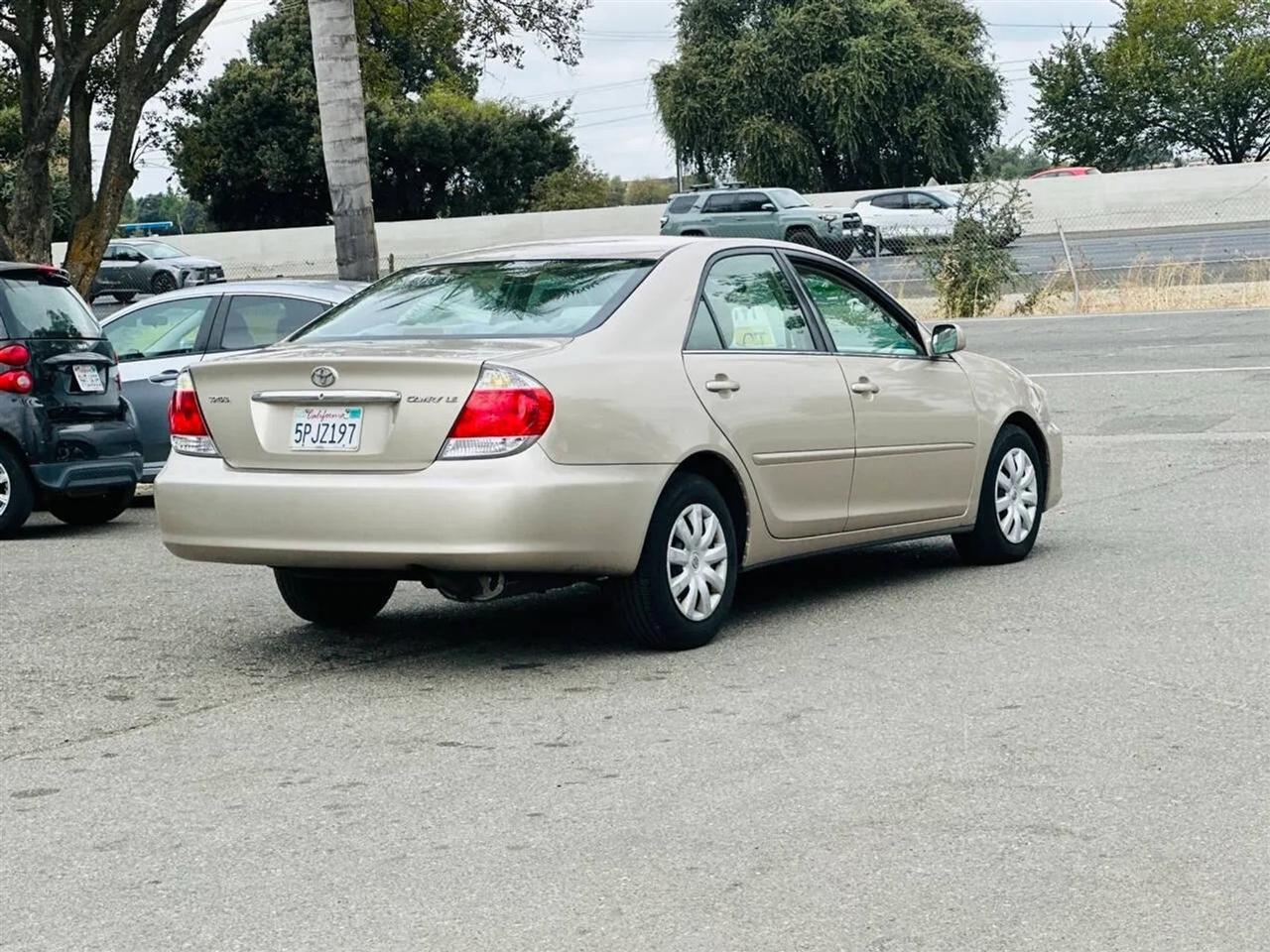 Toyota Camry  2005
