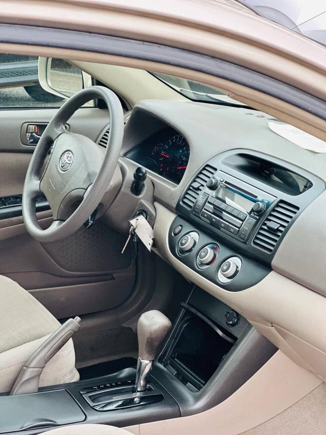 Toyota Camry  2005