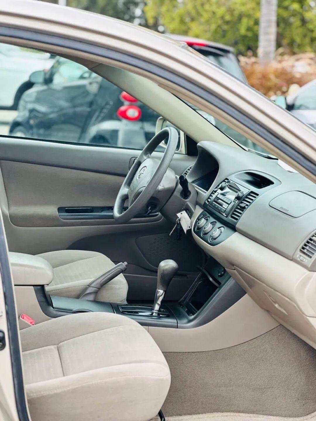 Toyota Camry  2005