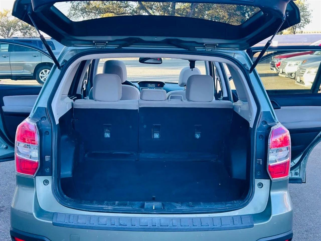 Subaru Forester  2016
