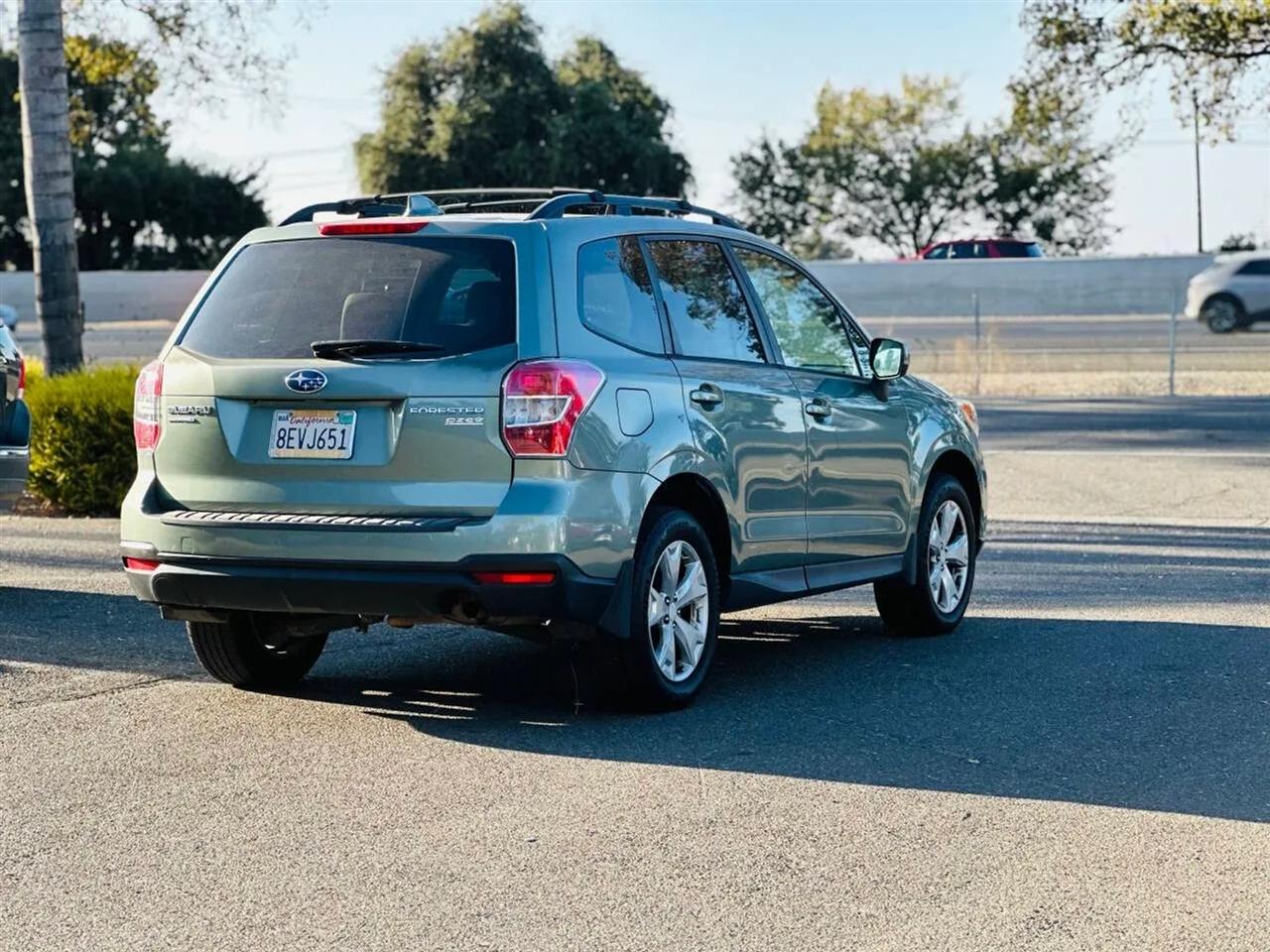 Subaru Forester  2016