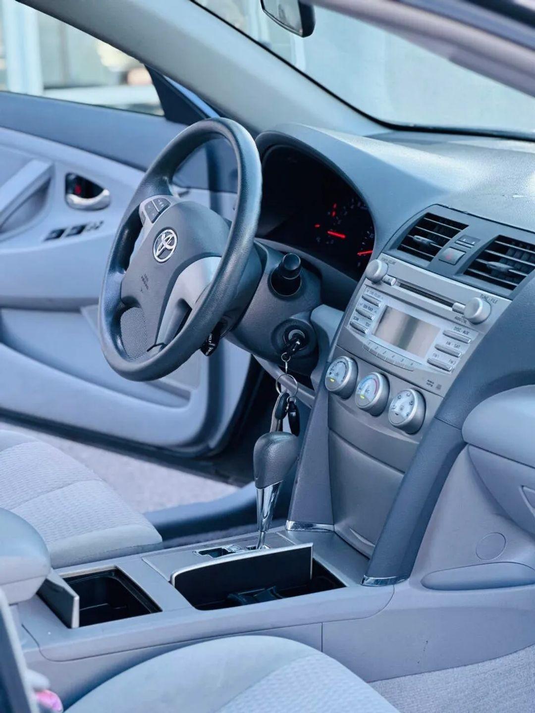 Toyota Camry  2010