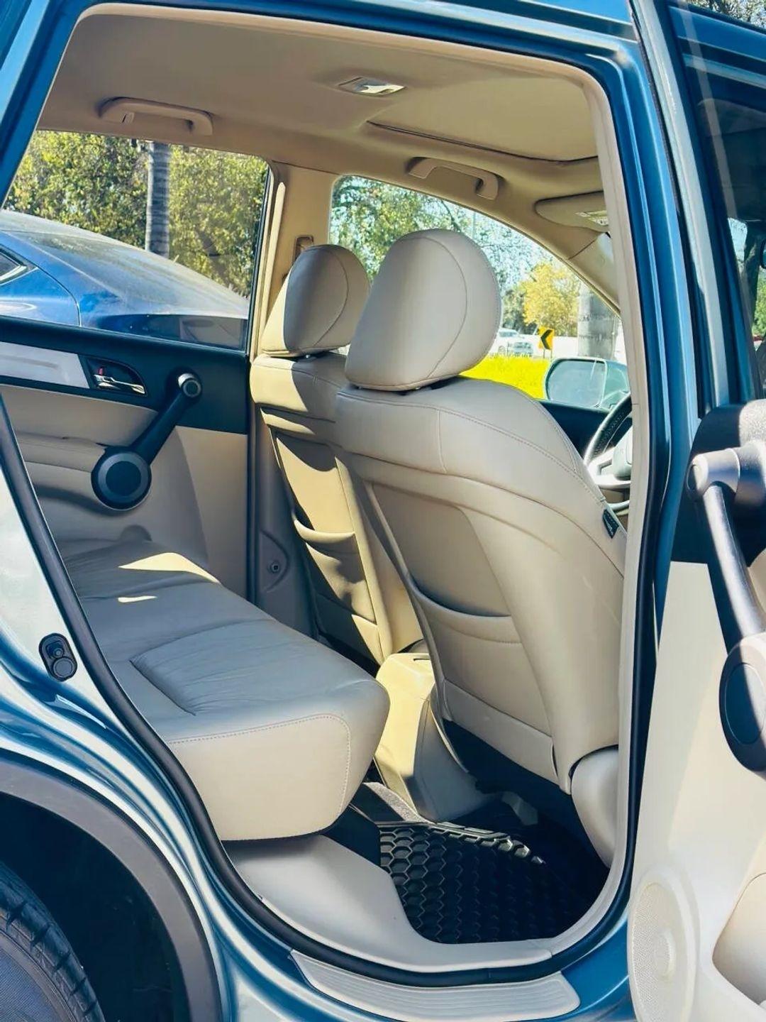 Honda CR-V  2011