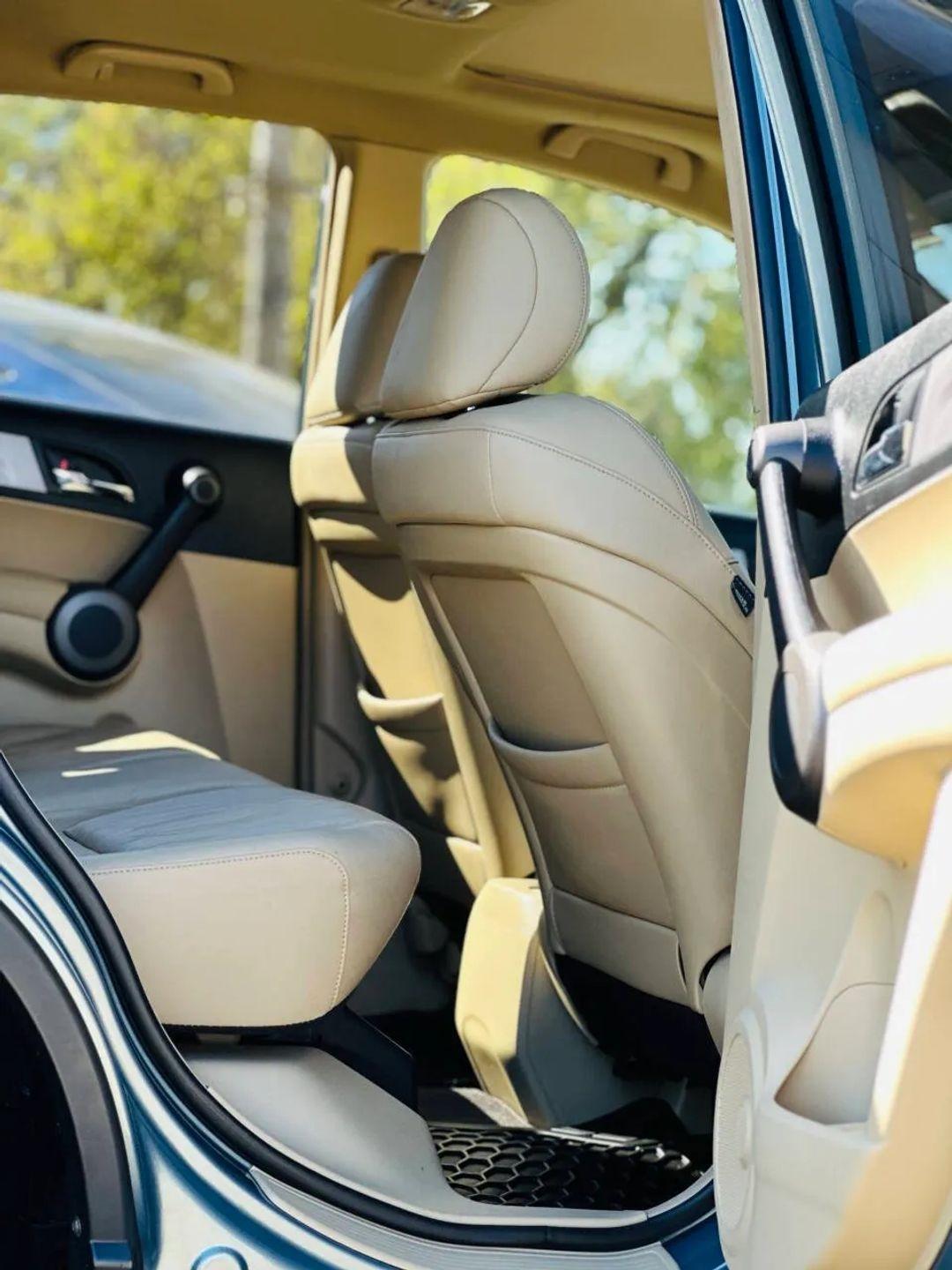 Honda CR-V  2011