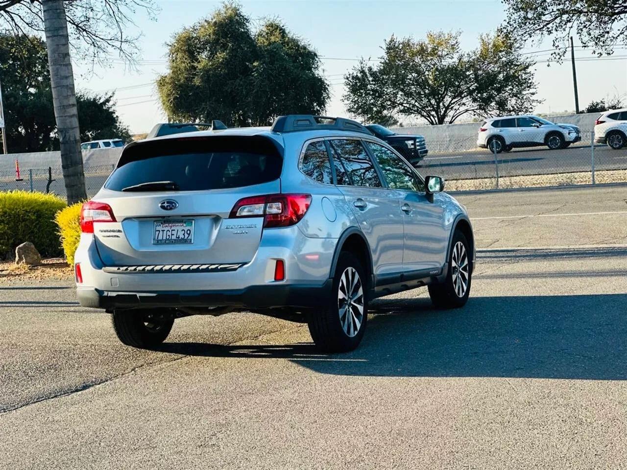 Subaru Outback  2016