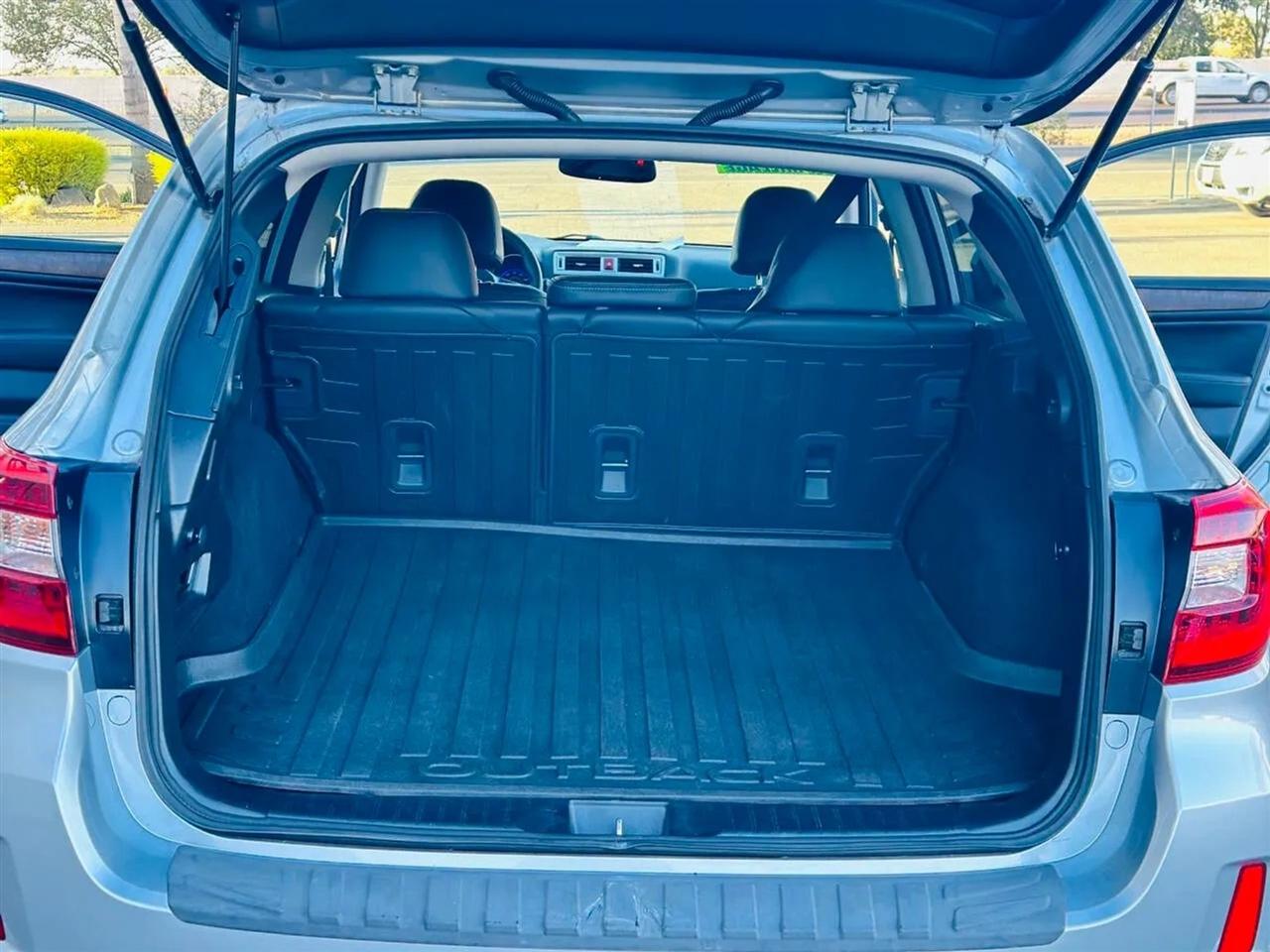 Subaru Outback  2016