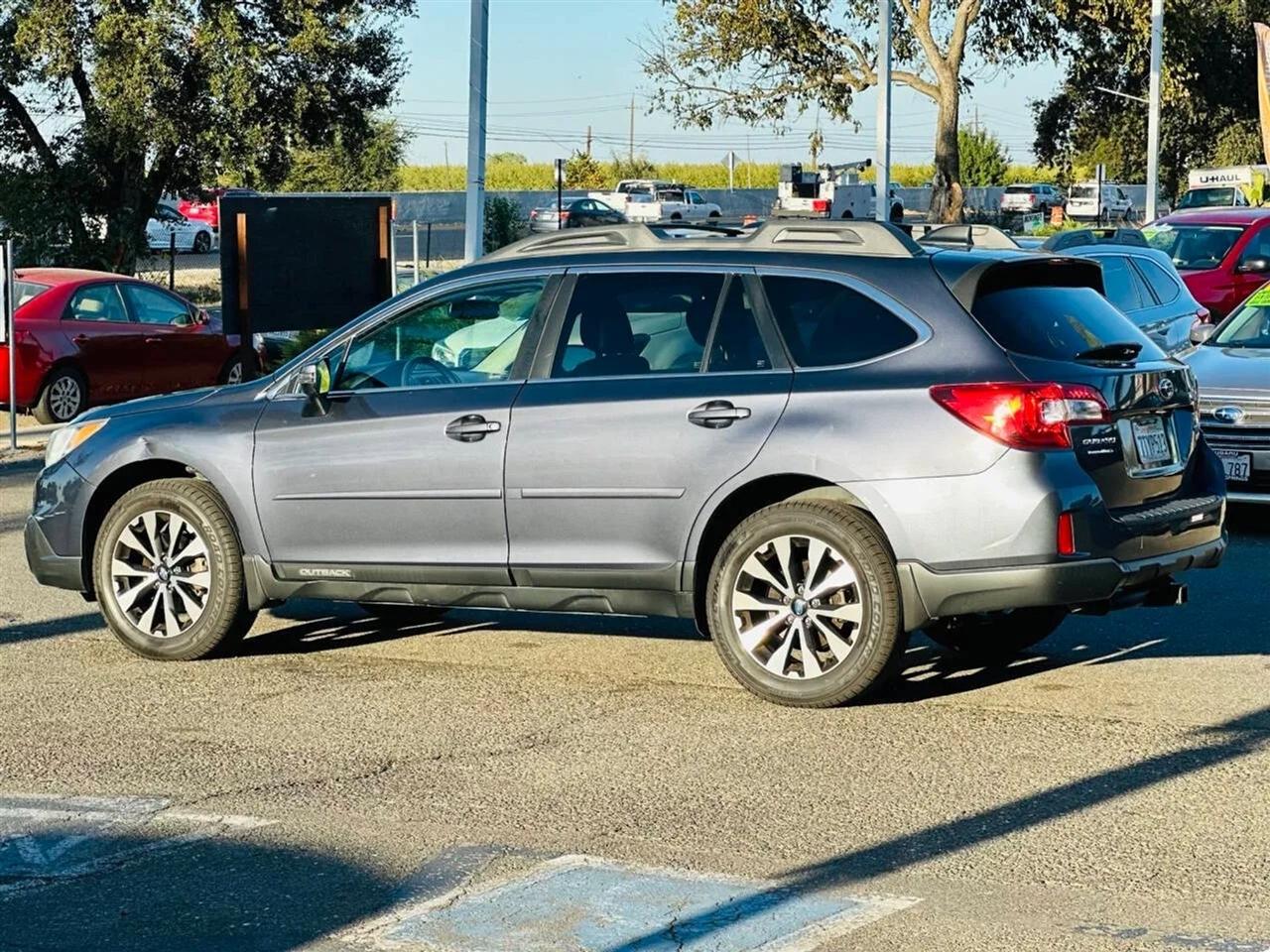 Subaru Outback  2016