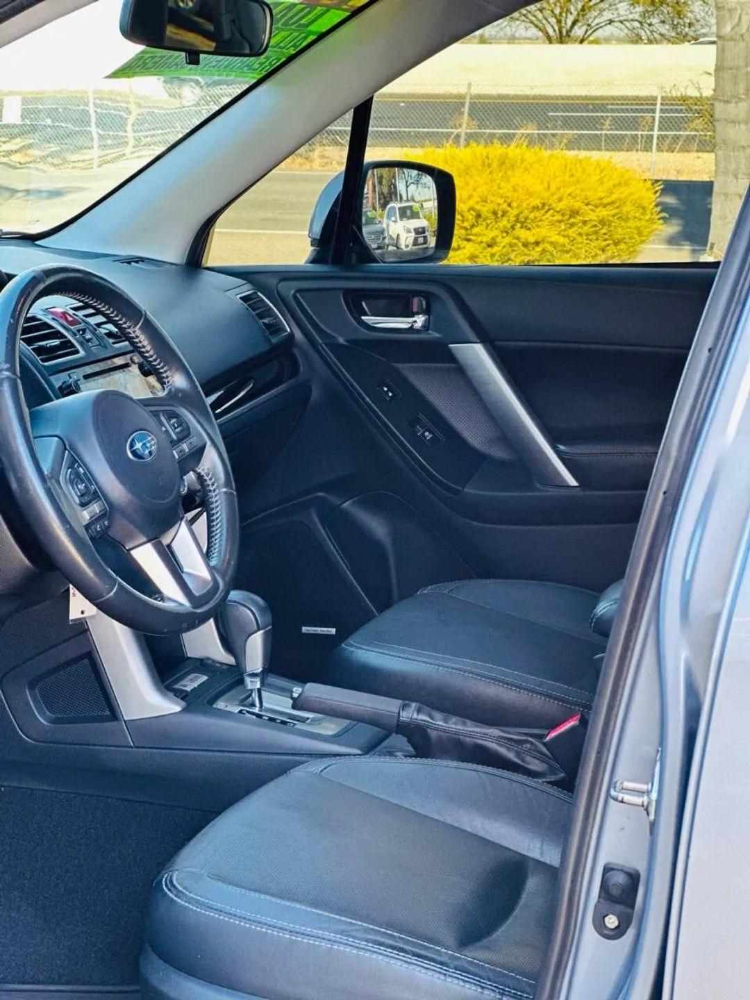 Subaru Forester  2017