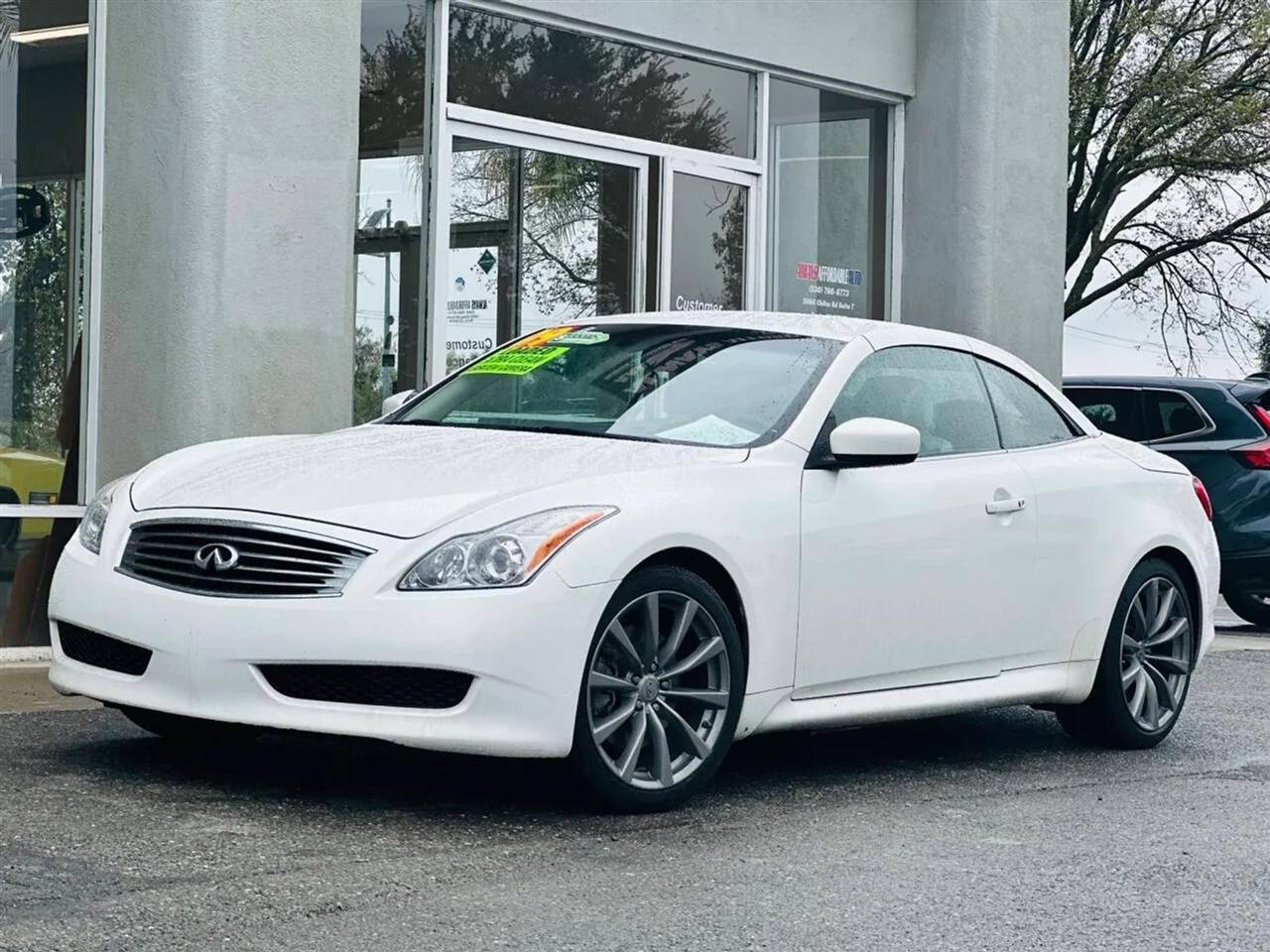 Infiniti G Convertible  2009