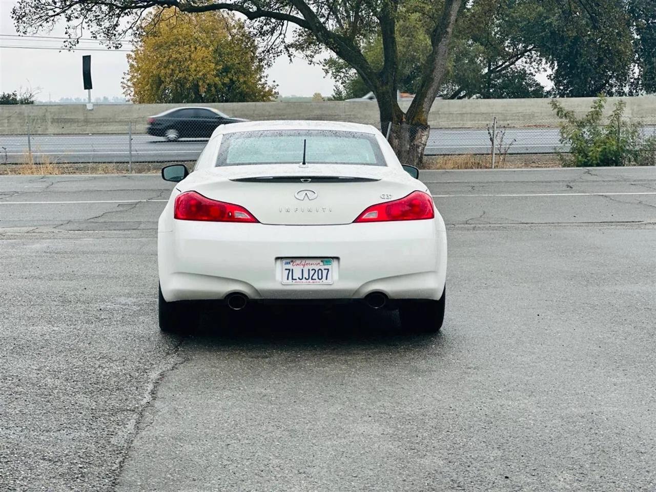 Infiniti G Convertible  2009
