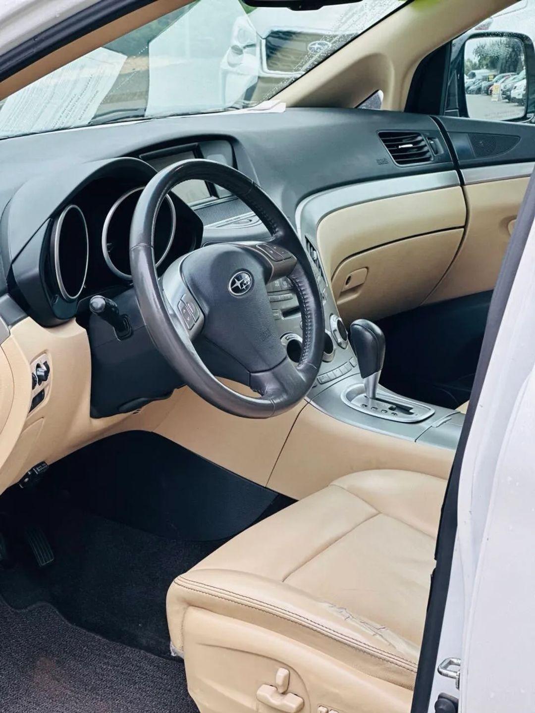 Subaru Tribeca  2011