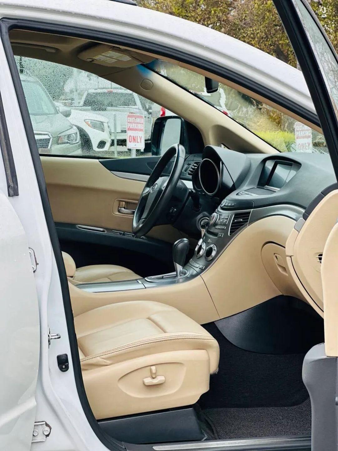 Subaru Tribeca  2011