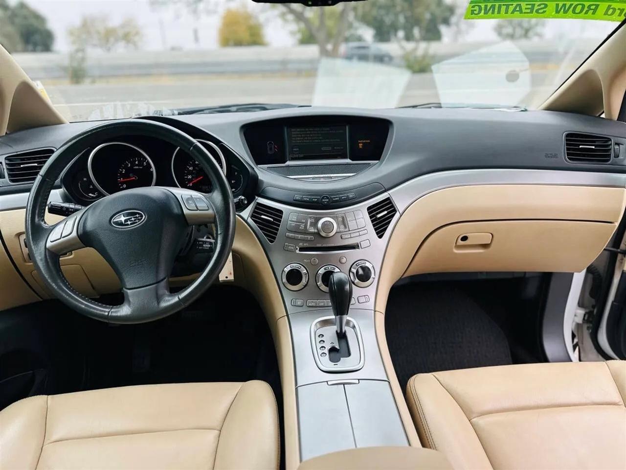 Subaru Tribeca  2011