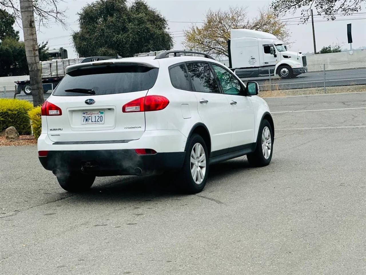 Subaru Tribeca  2011