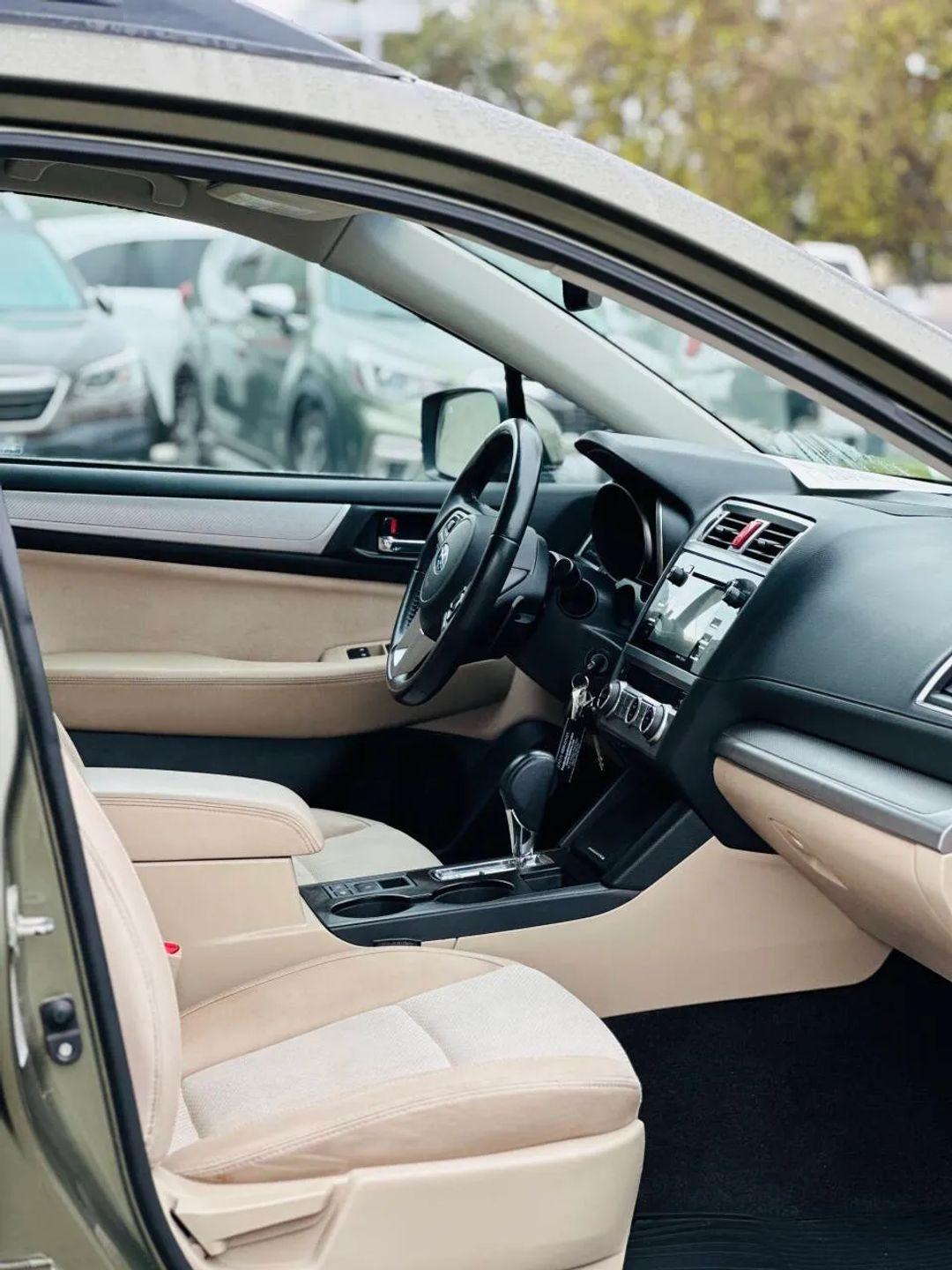 Subaru Outback  2015